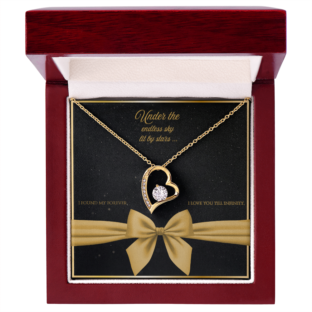 ✨ Forever Love Necklace – A Golden Whisper of Infinite Devotion