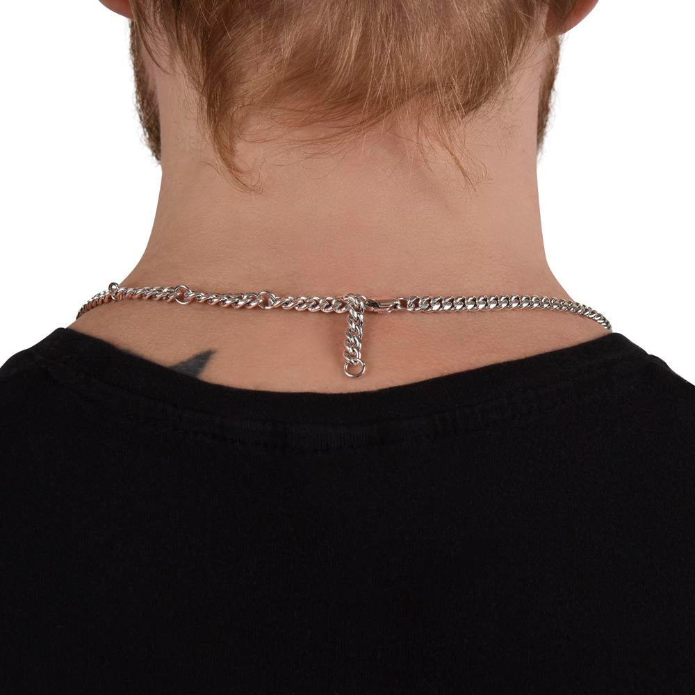 Back of man's neck showing how the parrot clasp hooks together.