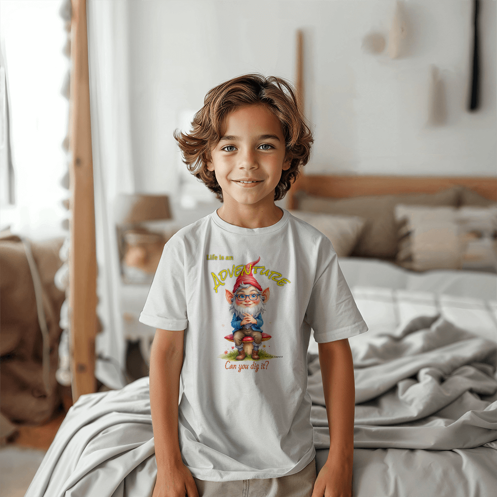 T-shirt Youth Gnome: Life is an Adventure