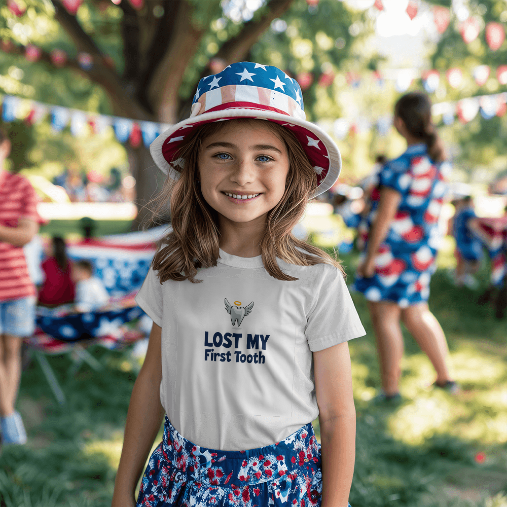 T-shirt white: I Lost My First Tooth Youth Size