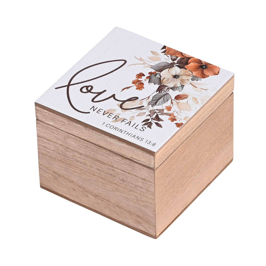 Keepsake Box: Love Never Fails  4x4